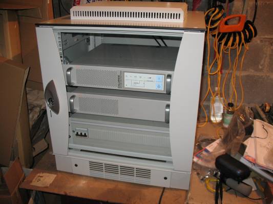 Источники бесперебойного питания Chloride серии Active Rack